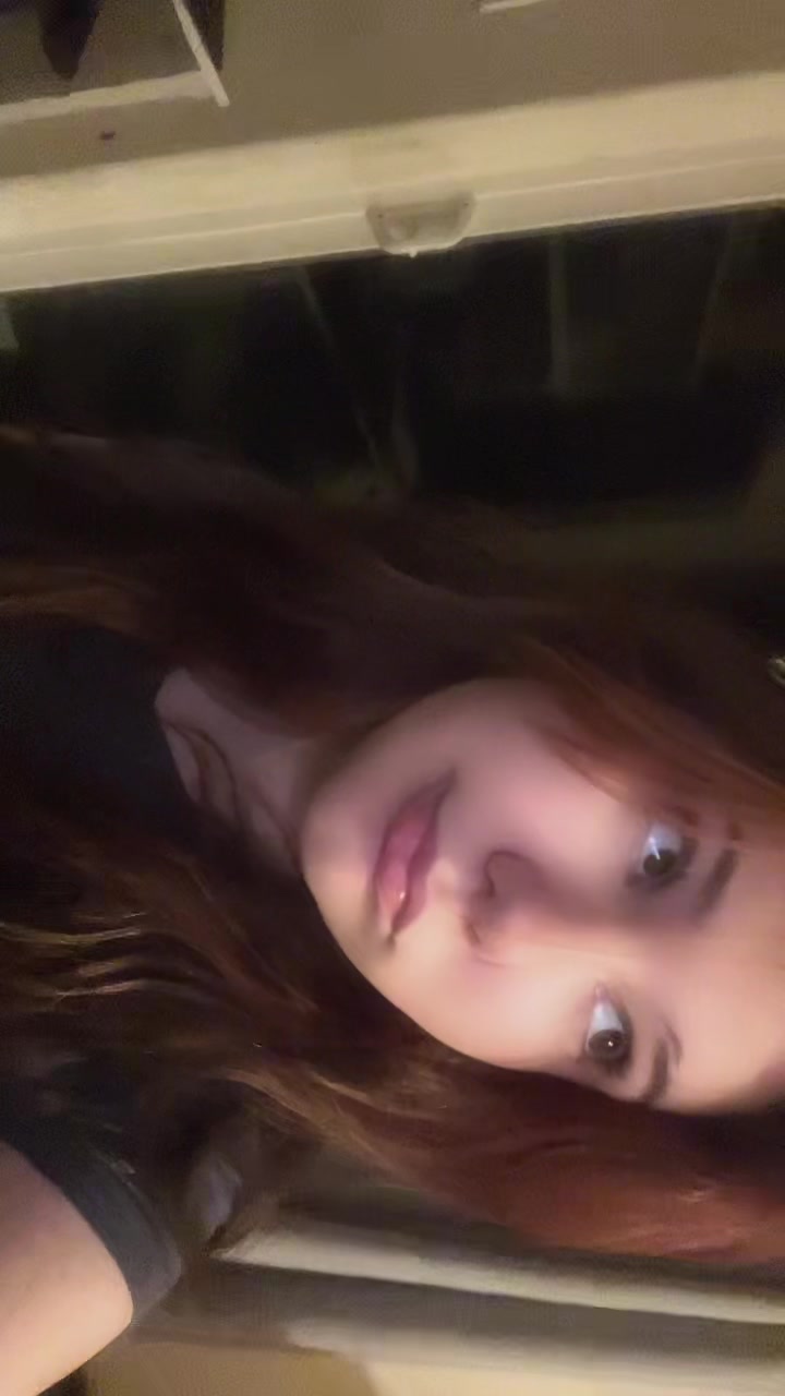 @Lily🥀