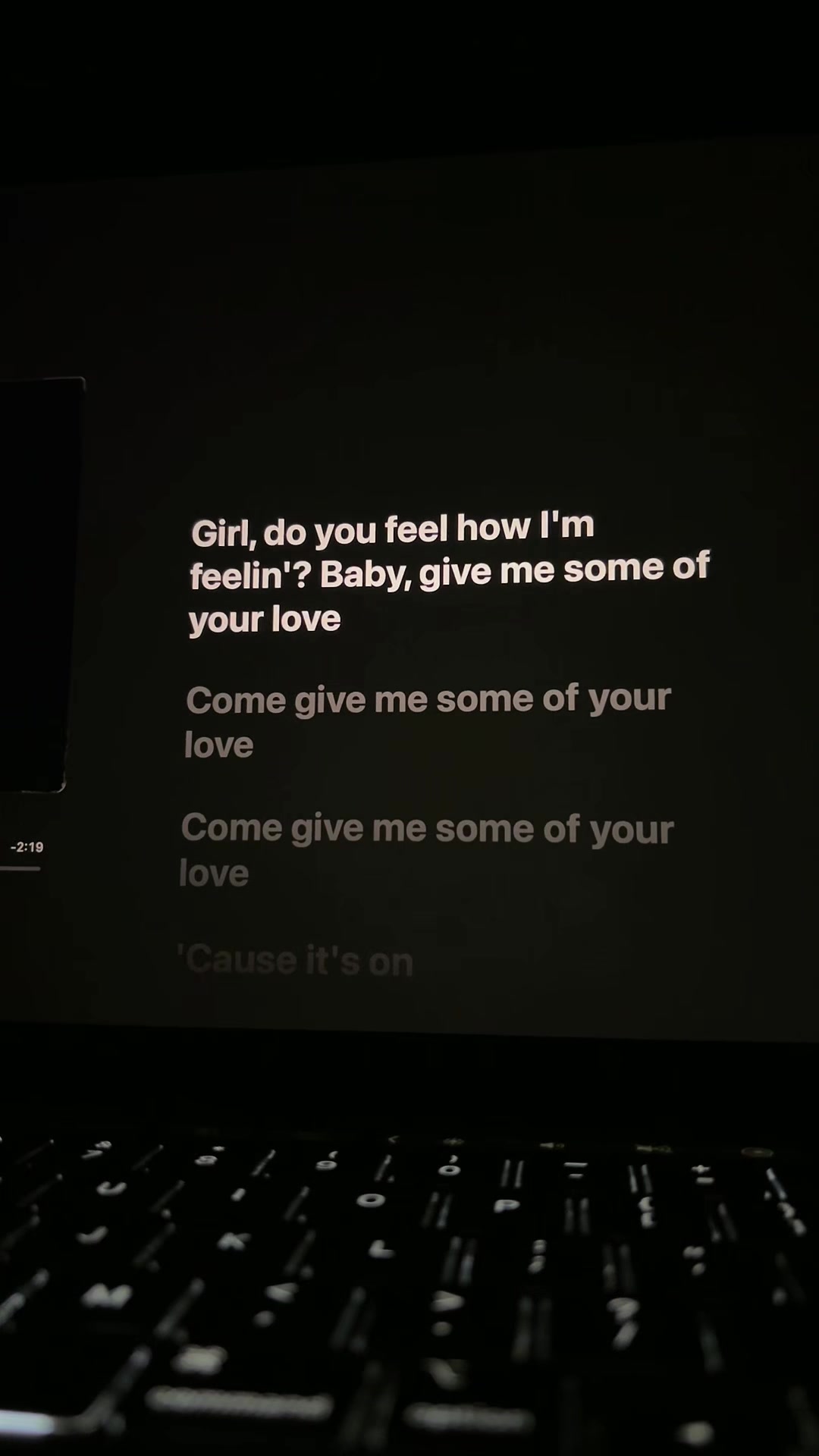 @Lyrics 🎶