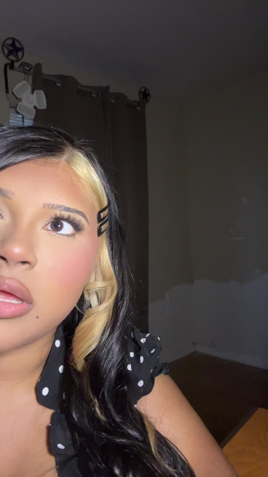 @Angielerawr