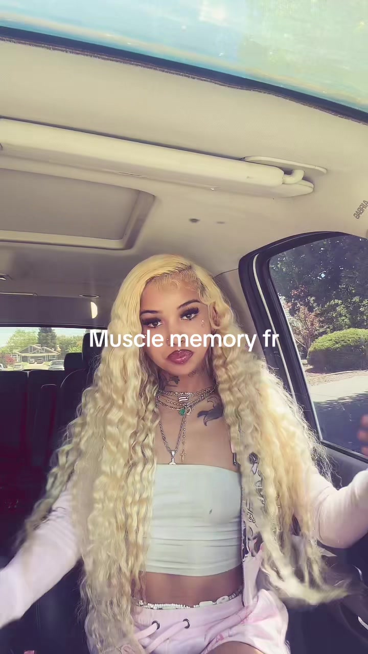 @Leilanee🧃
