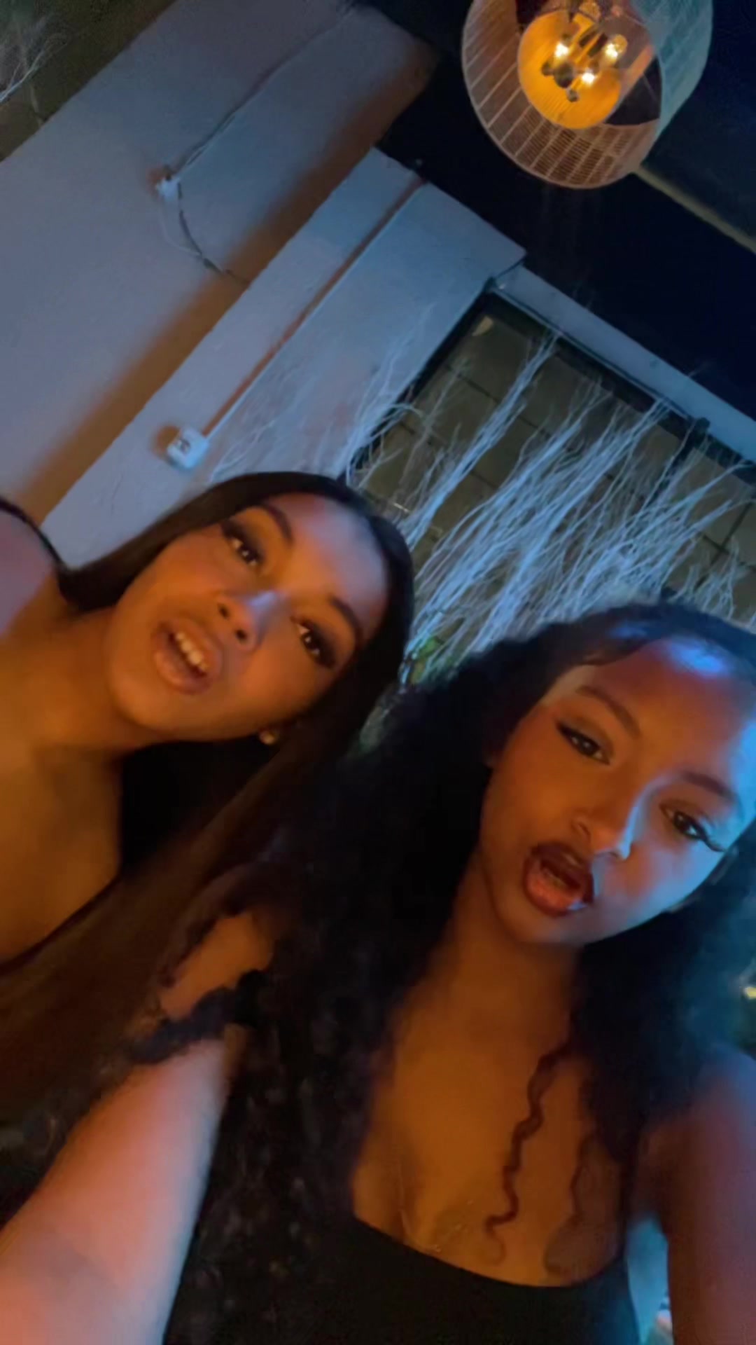 @jess