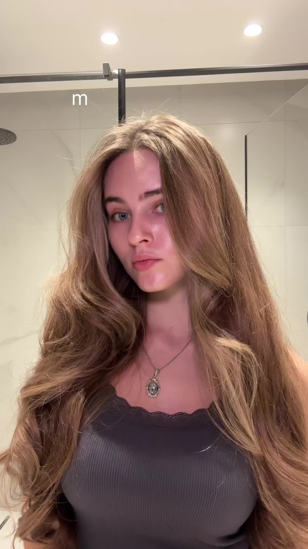 @Chrístína