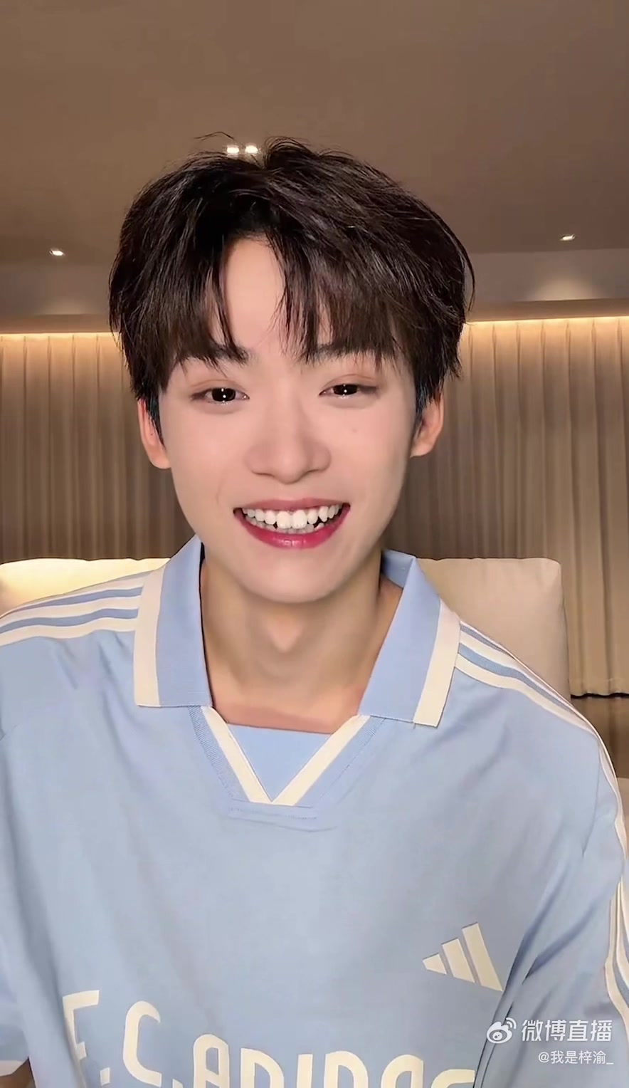 @Kyuny .•᷅ࡇ•᷄. 🌱