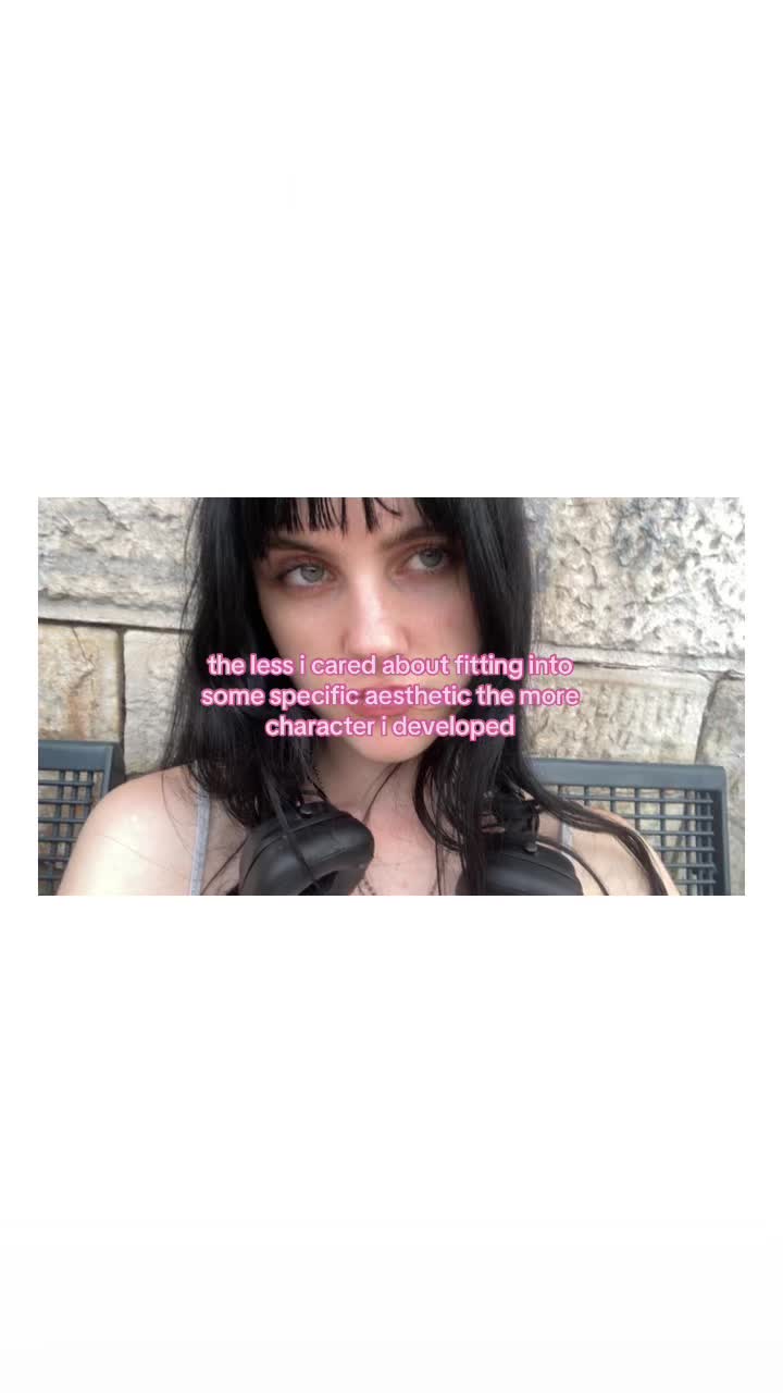 @sia ☾*・