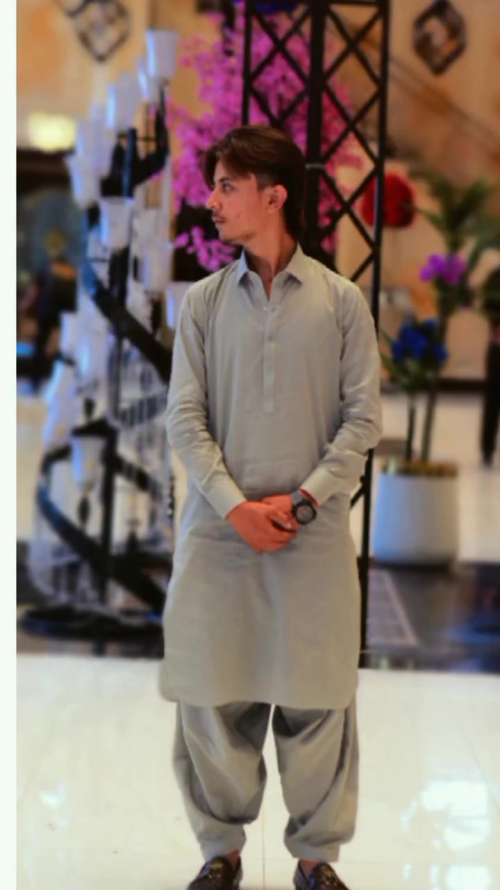 @👑🦁بادشاہ🦁👑