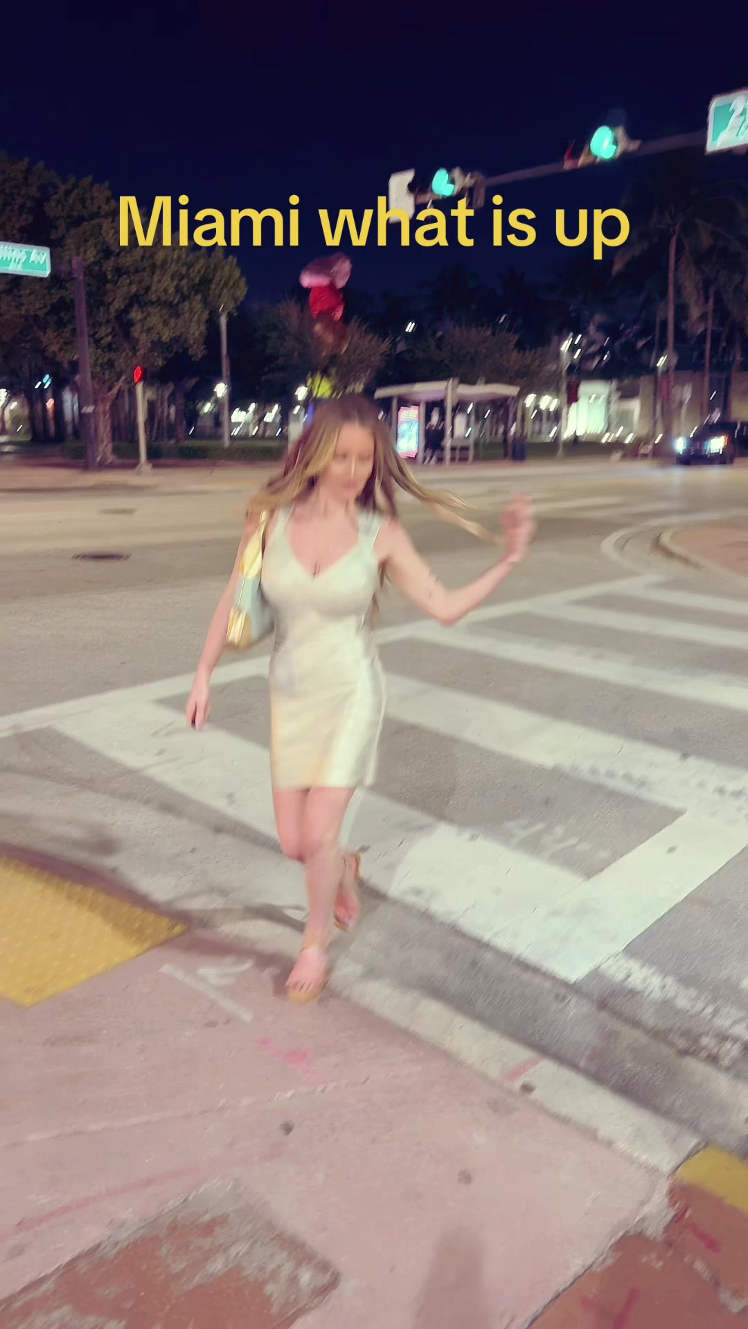 @isabella