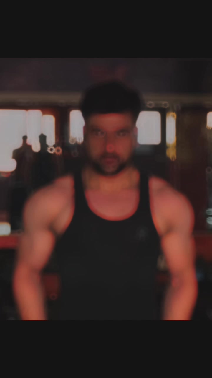 @Broly omii strong body