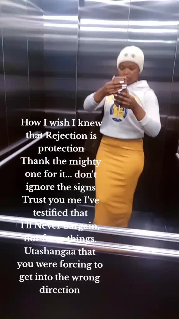 @Fashionable Dee 🥰