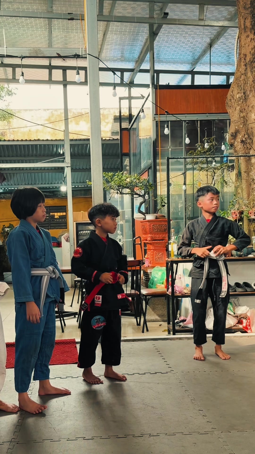 @Nguyễn T&ugrave;ng Qu&acirc;n 🥋🥋