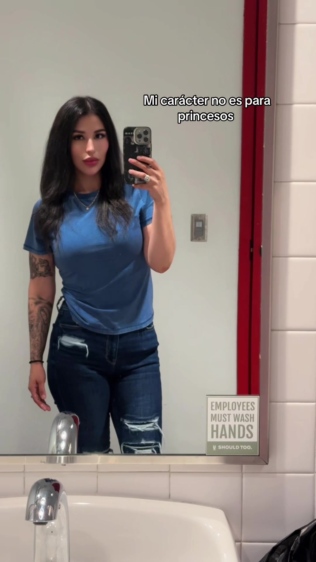 @leslye94