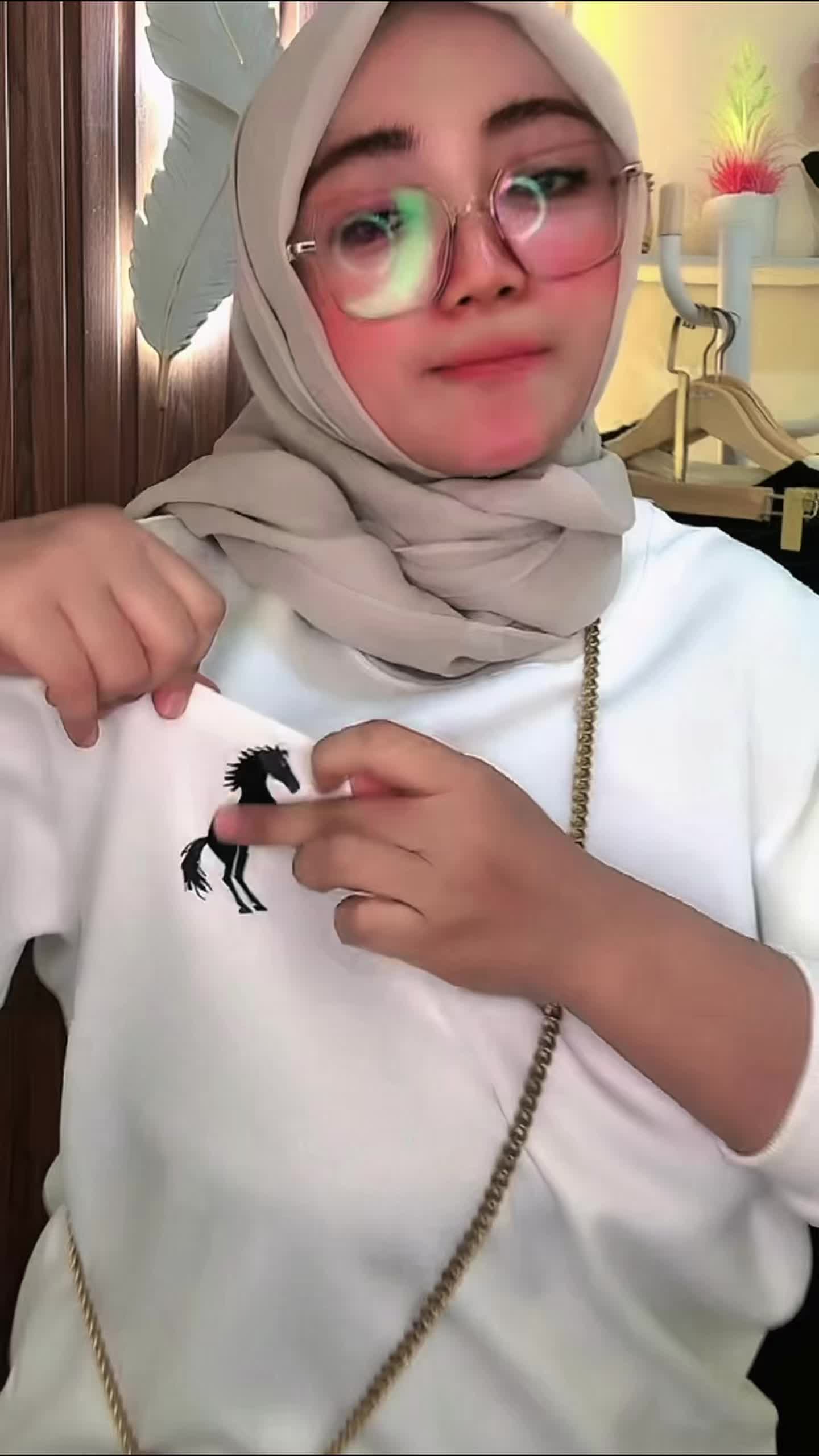 @nailakharisma4