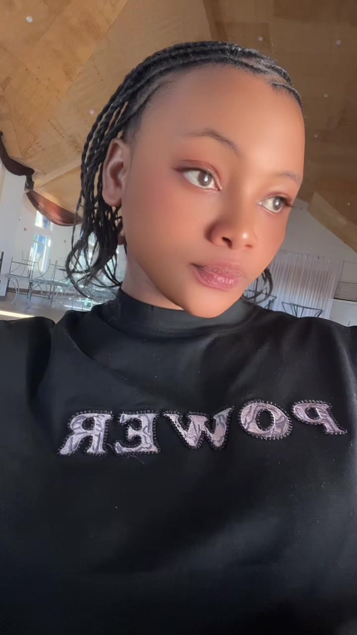 @𝑴𝒊𝒏𝒏𝒂𝒉🦋