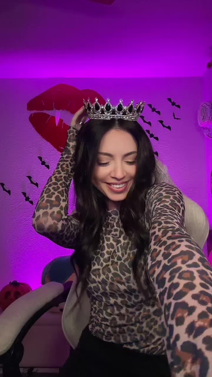 @𝐂𝐚𝐬𝐬𝐲 𝐂𝐚𝐦𝐞𝐫𝐨𝐧💋