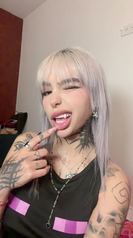 @Tu Barbie vampira 🦇