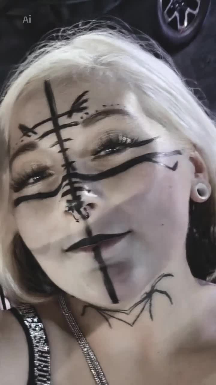@GothStepMummy