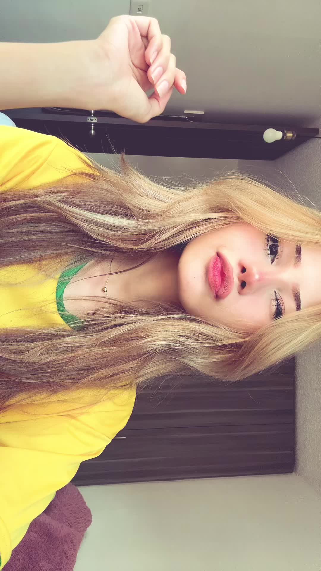 @Bela 🦧