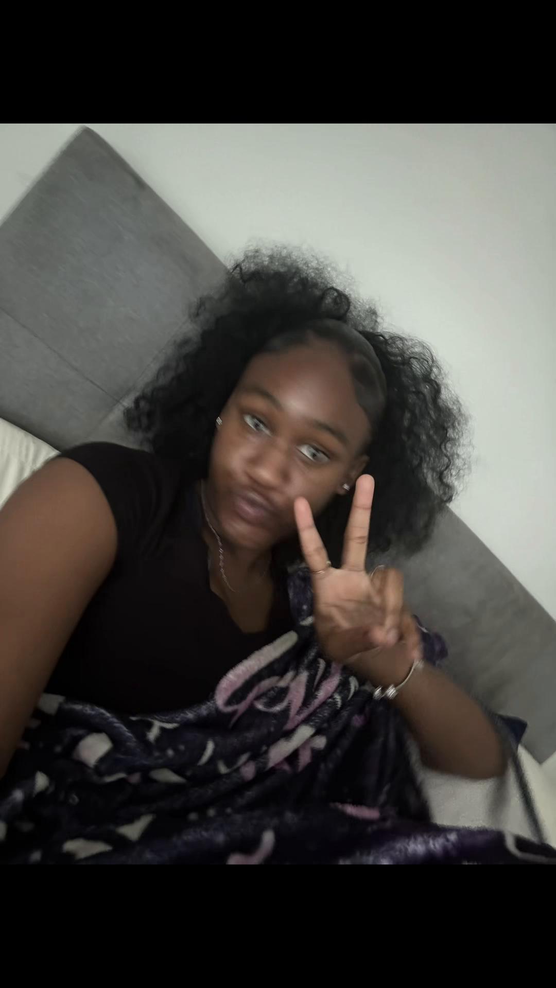@lmoneyyyy