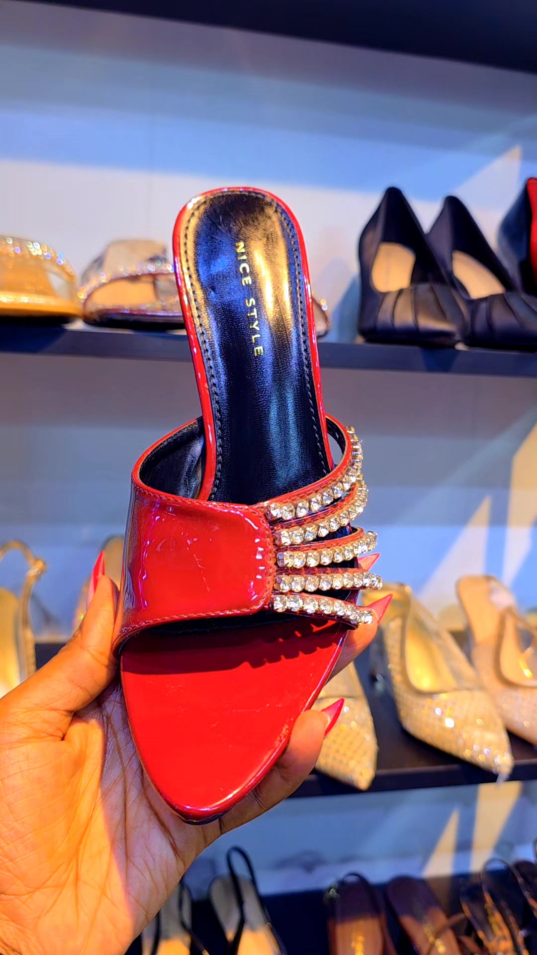 @Anne's Fashion line