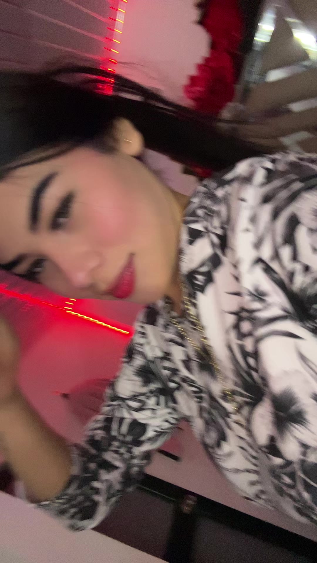@DANIELA🌸