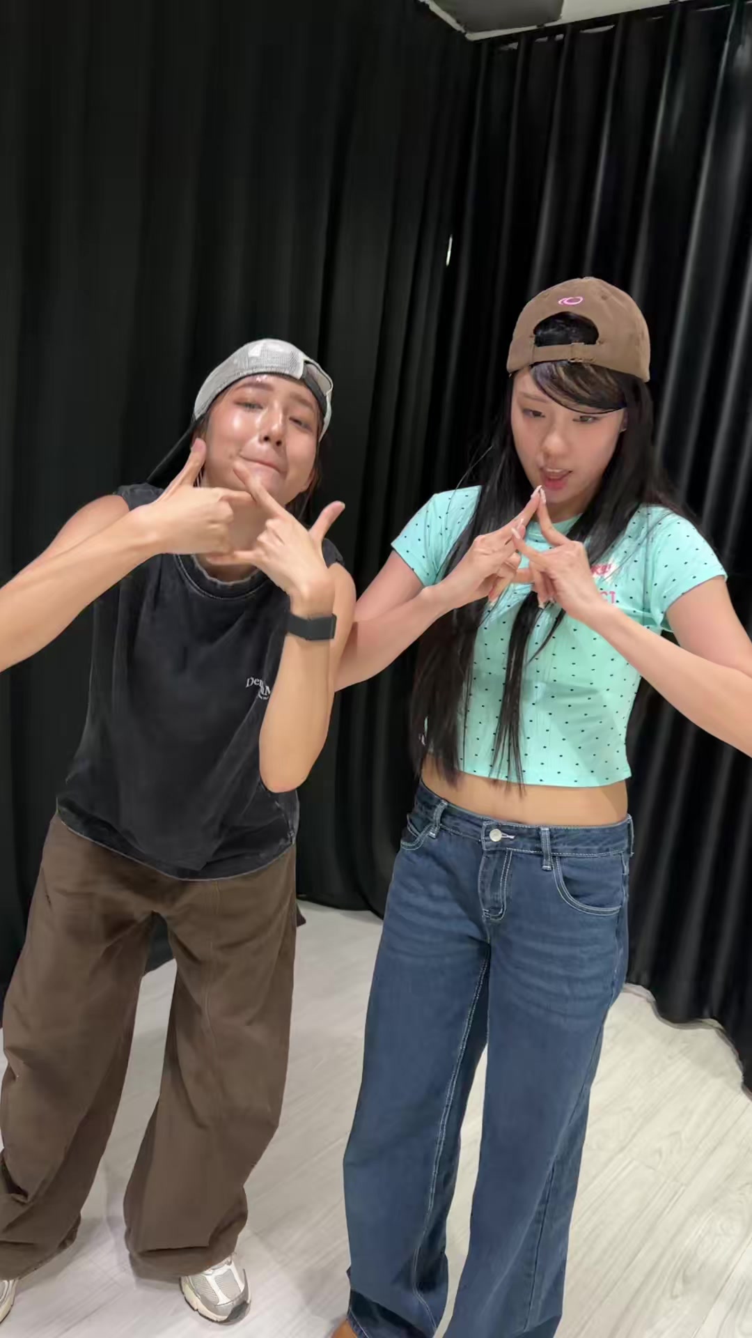 @felizzofficial_