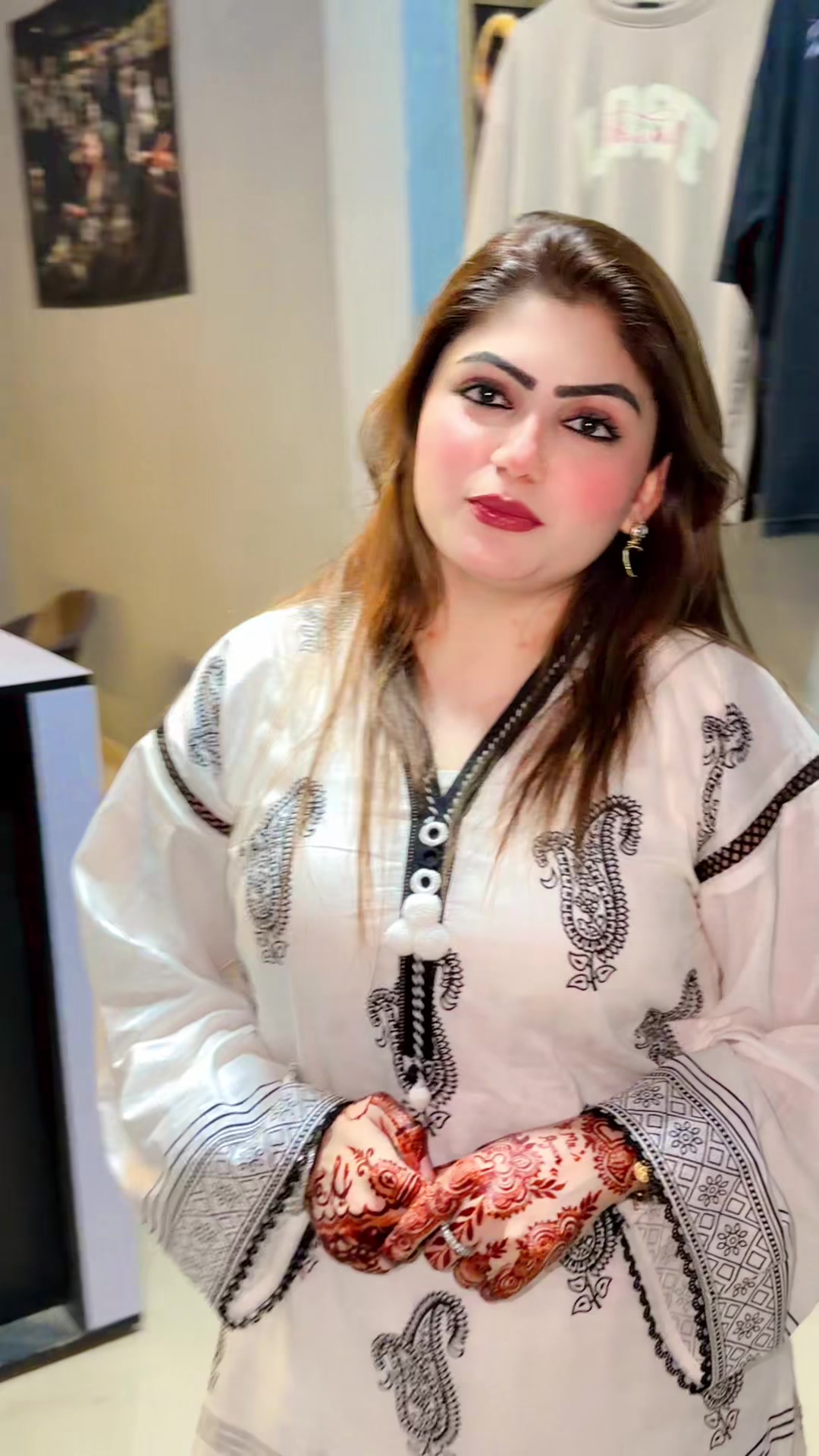 @Fari Baloch