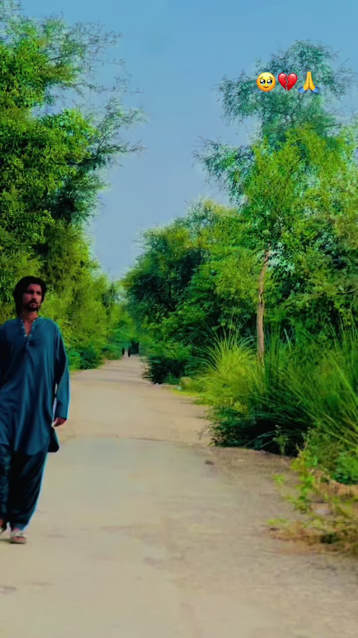 @کنگ نازک 🙌🖤
