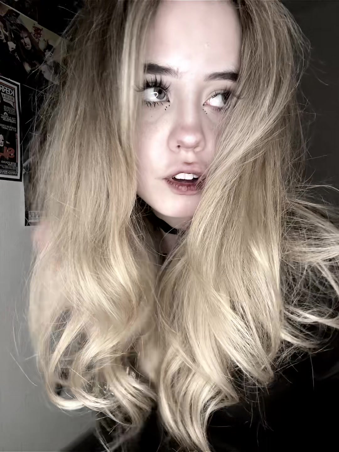@݁ᛪ༙Алввввᛪ༙