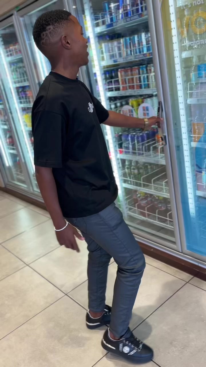 @JOLEX🧸