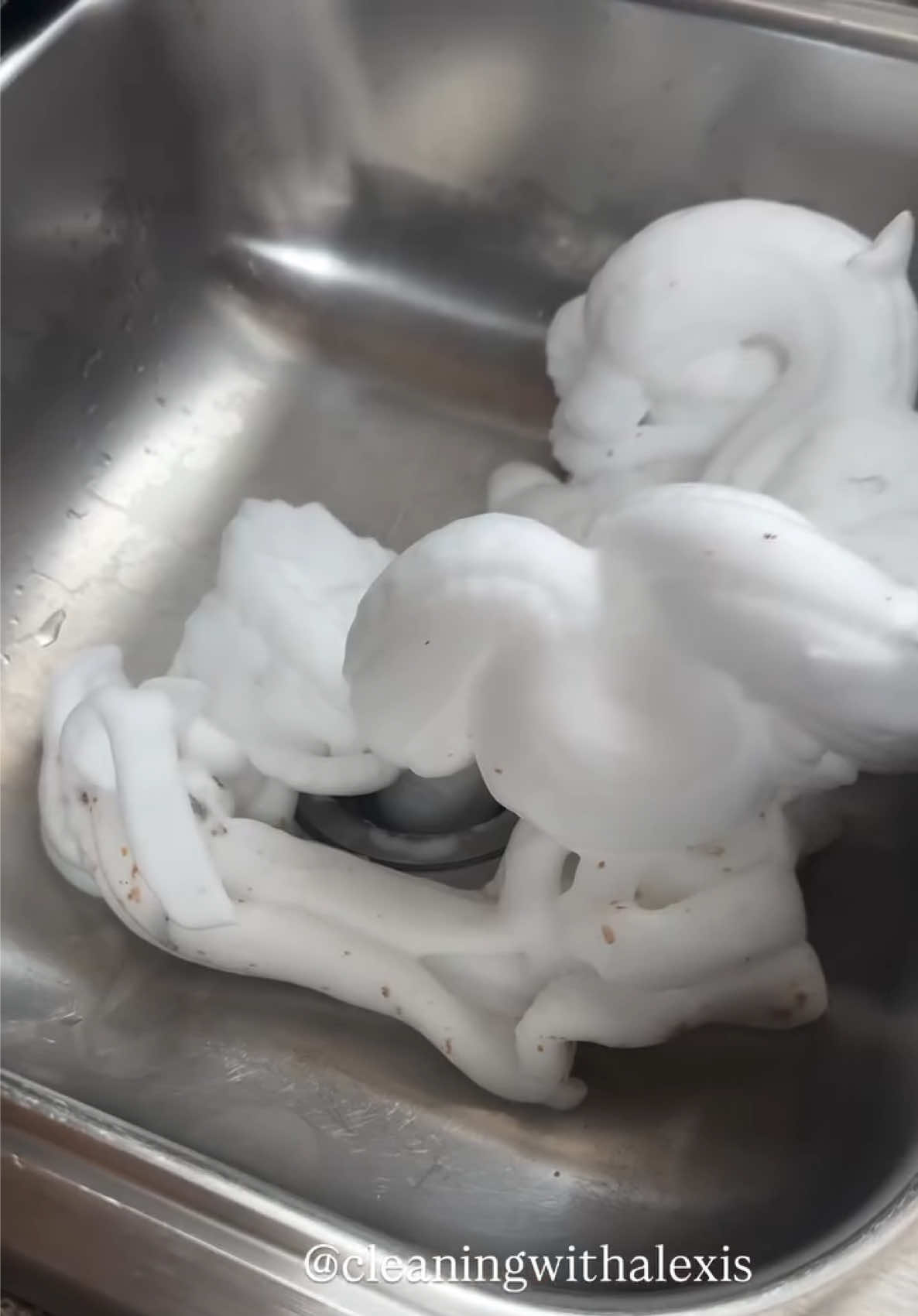 @AlexisCleanASMR