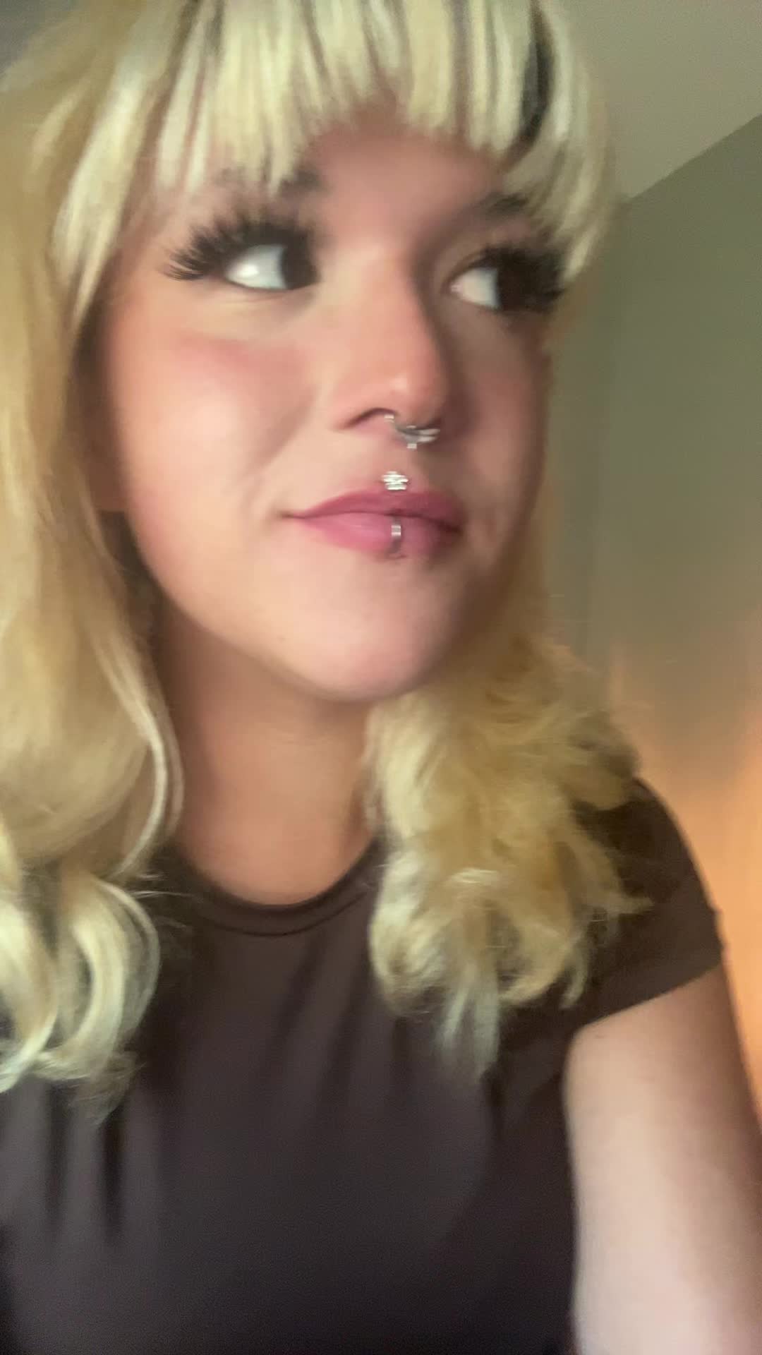 @_