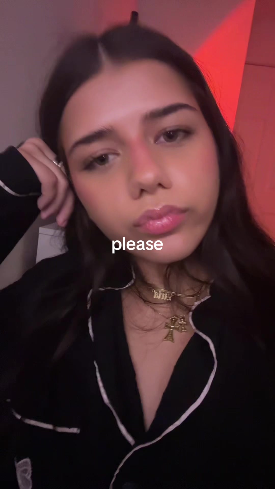 @ariskii 𖣂