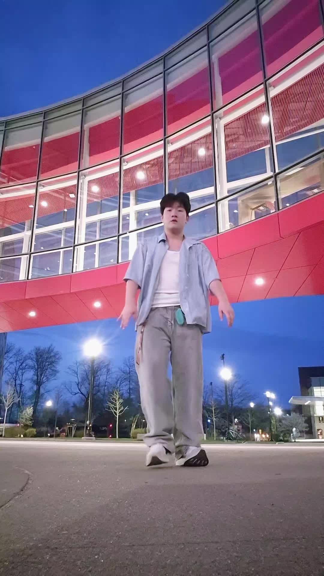 @Ubeen