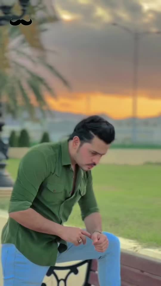 @عمیر ملک