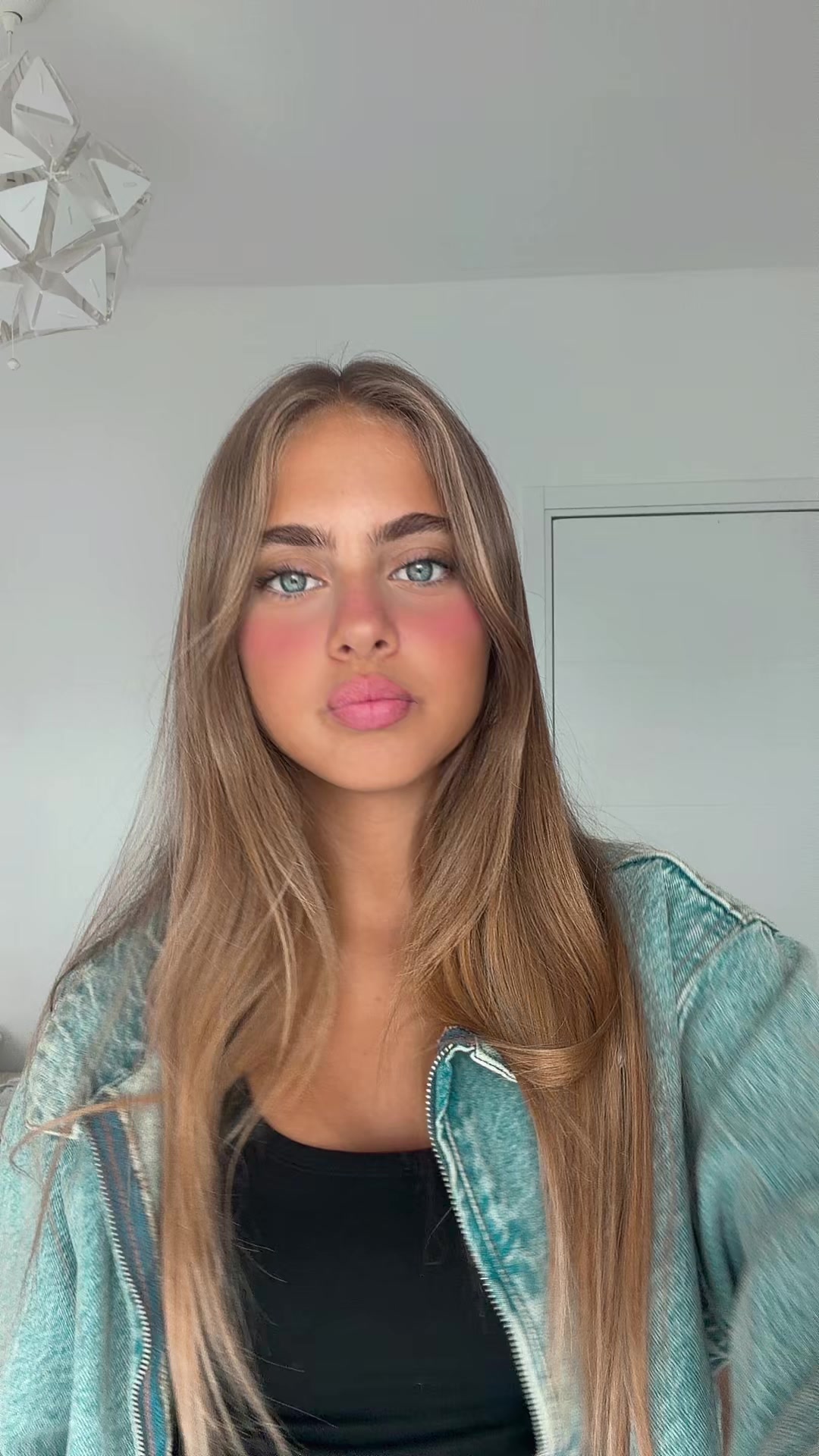 @נויה שמש // Noya shemesh