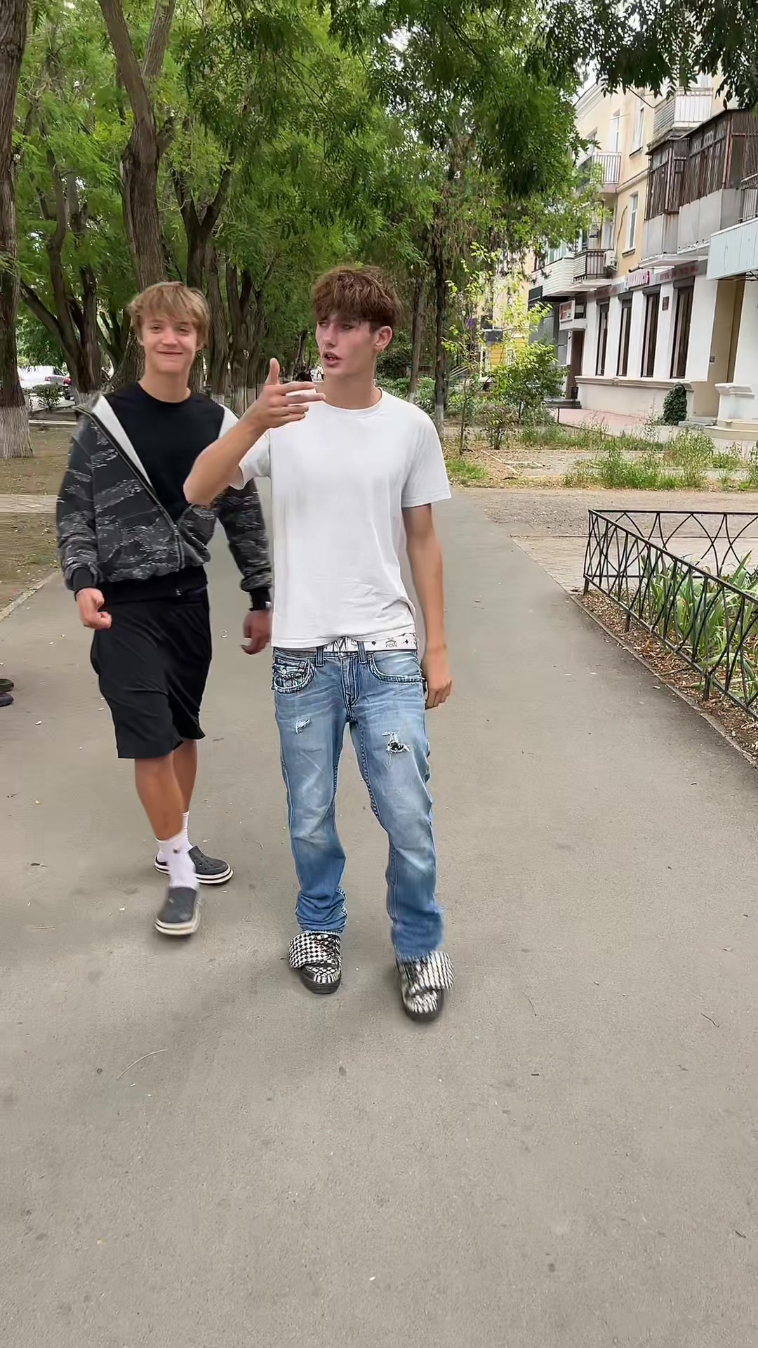 @колясик тру бандит