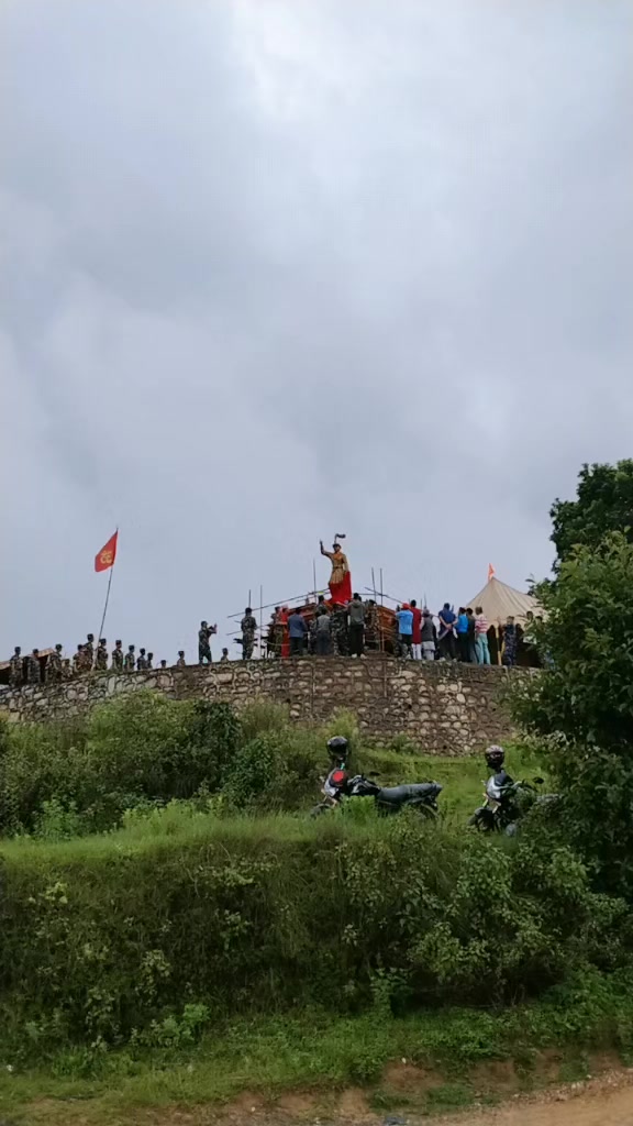 @BIRENDRA TAMANG BAl 🇳🇵🇳🇵