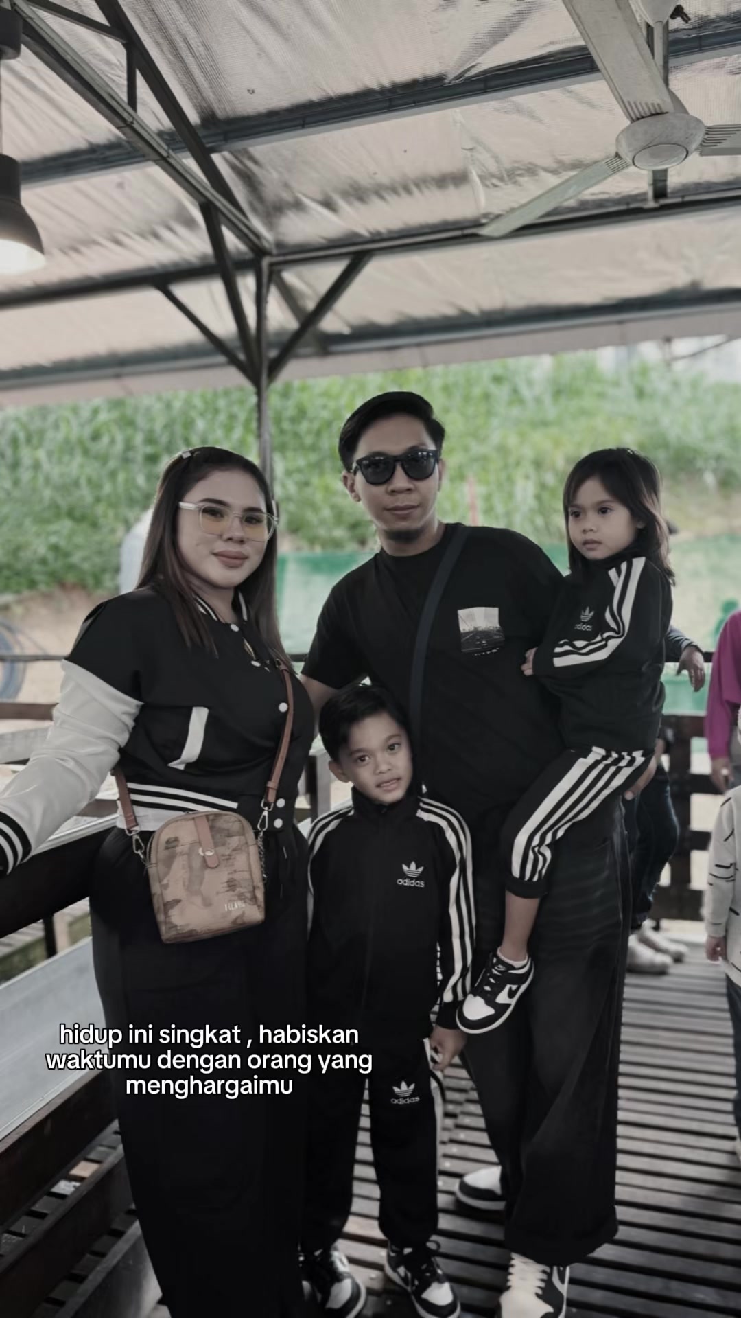 @𝗠𝗘𝗞𝗬𝝠🐉