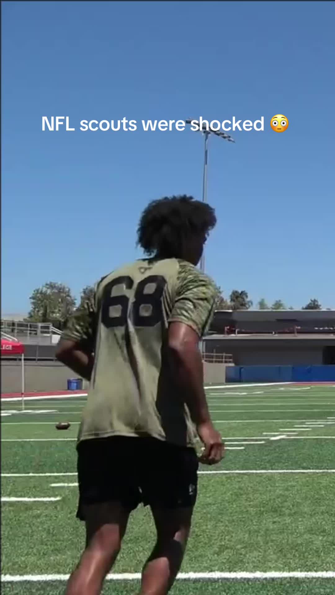 @4thDownHero - Mike Rivers