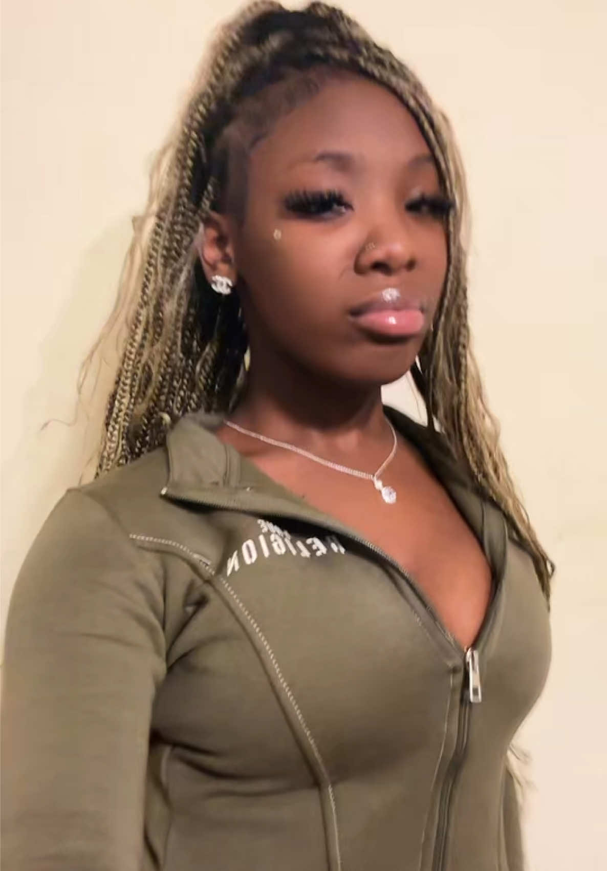 @$