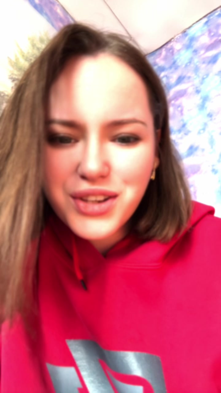 @_alena442