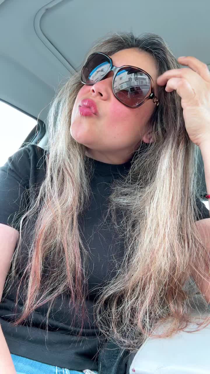@Blingedbysonia