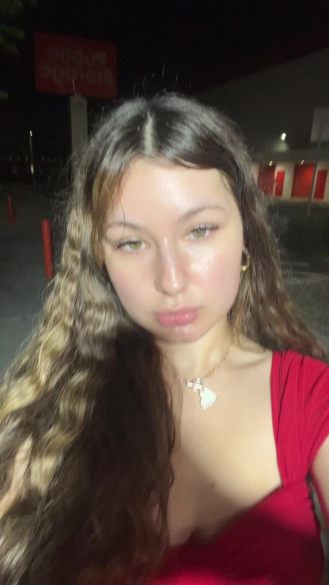 @Desi🍓