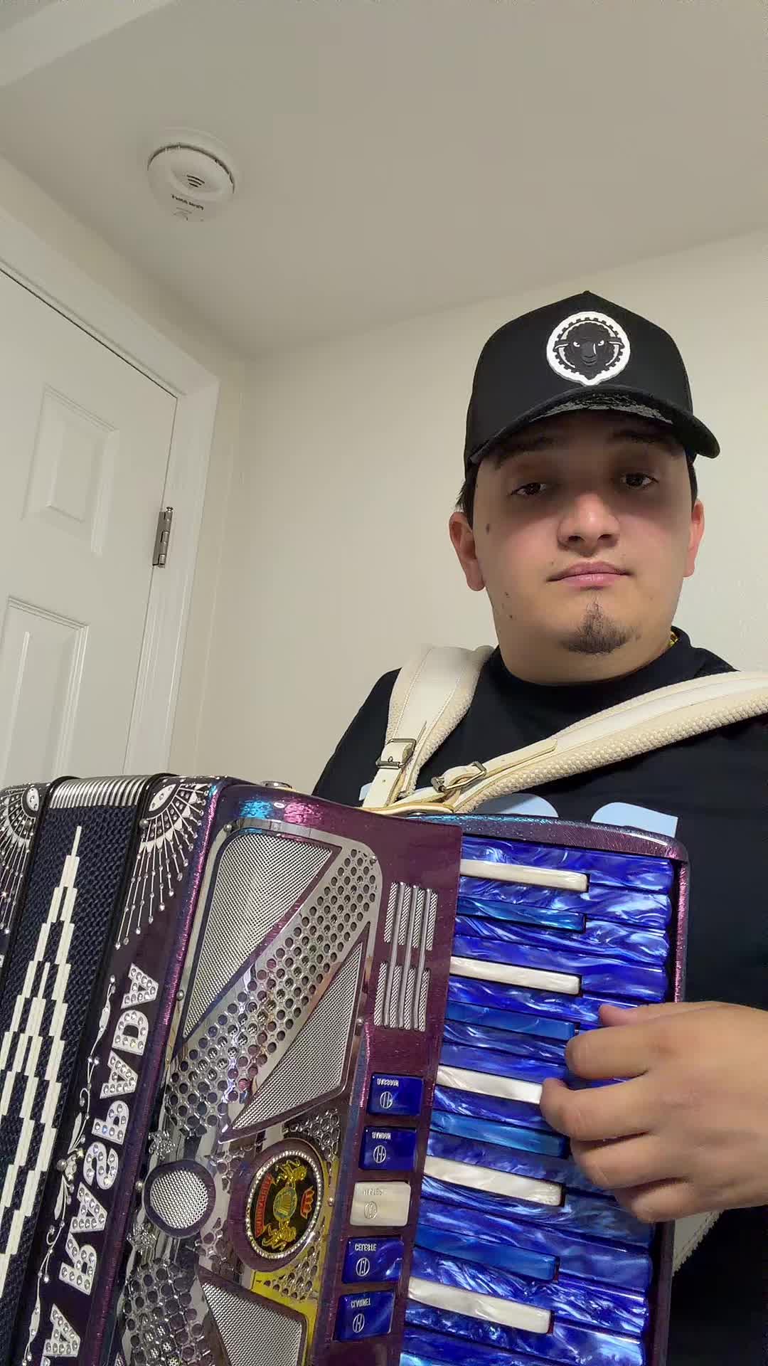 @Alexismorro🤠🎸🪗
