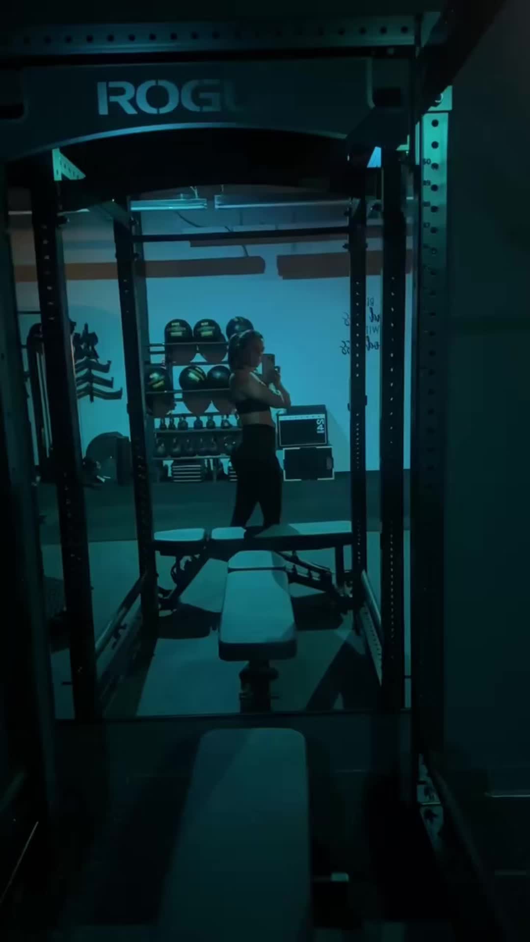 @Deanadonato