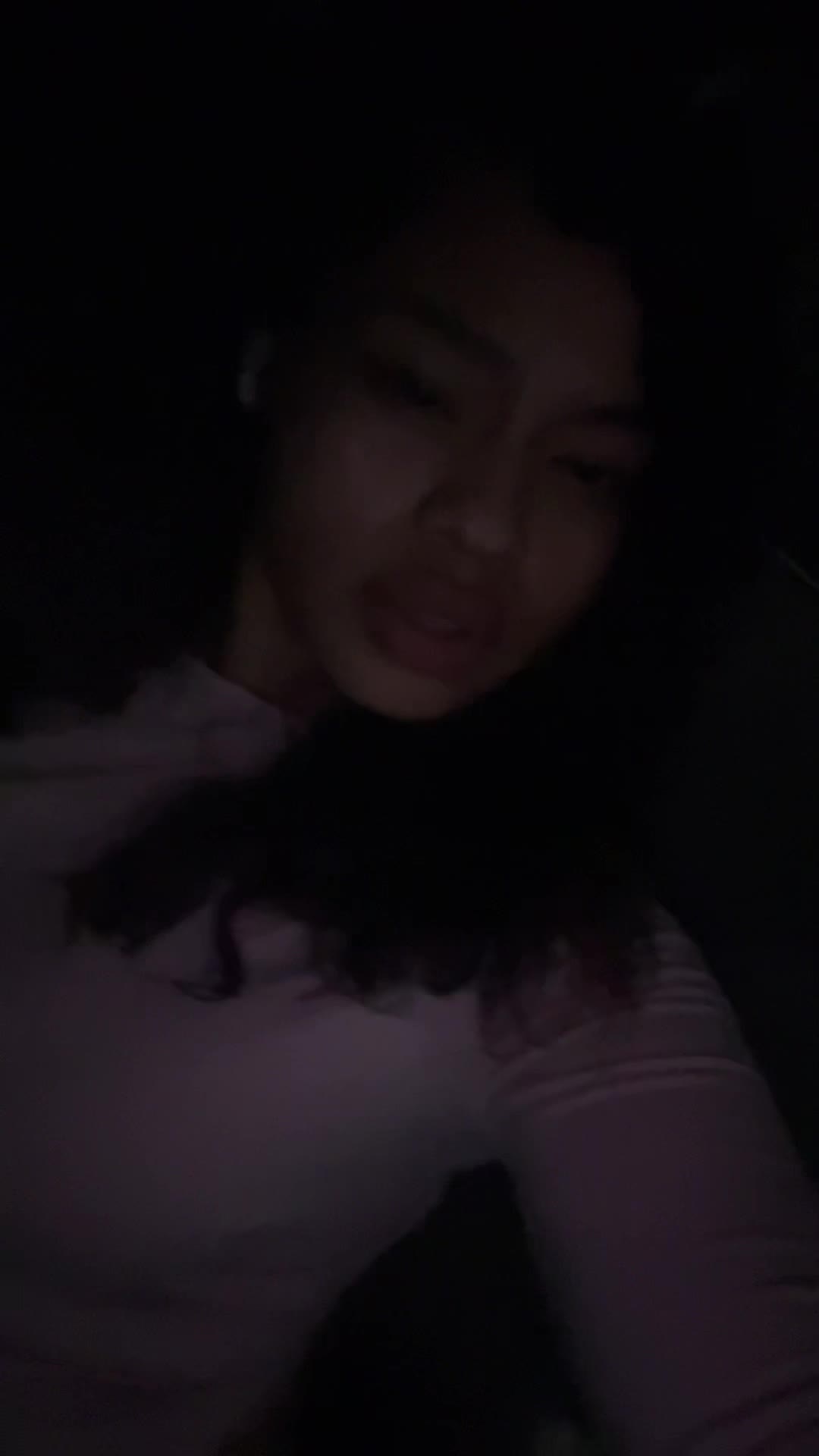 @🦦.