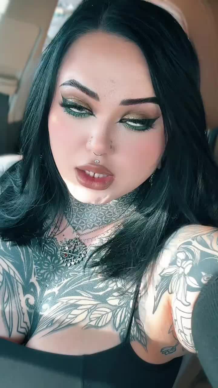 @GoddessGoth