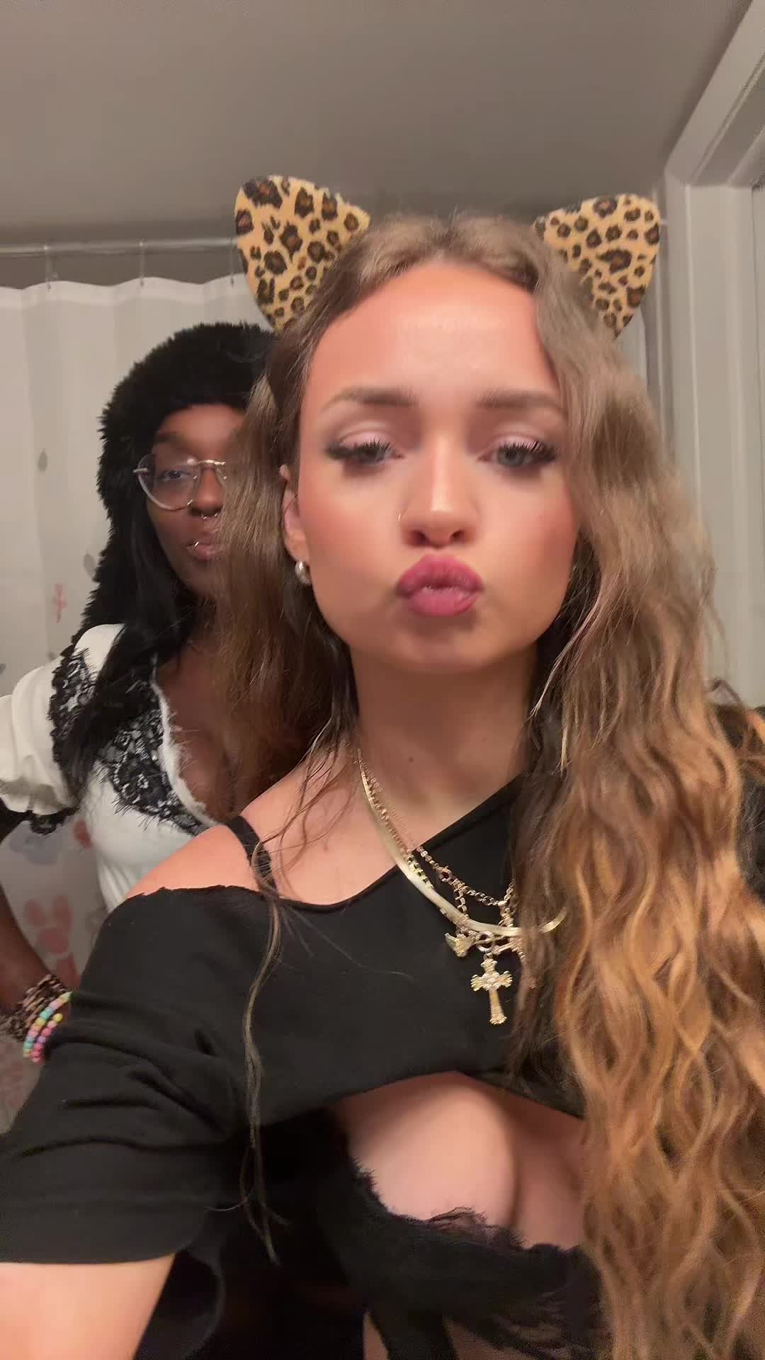 @jada🧸