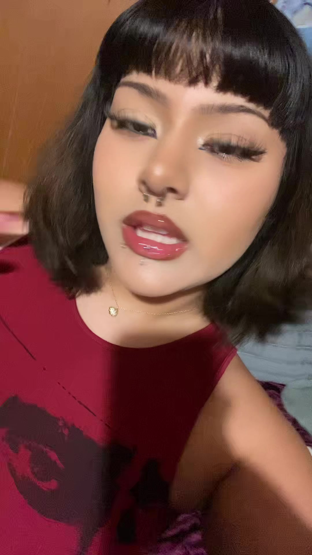 @Elena:’-{