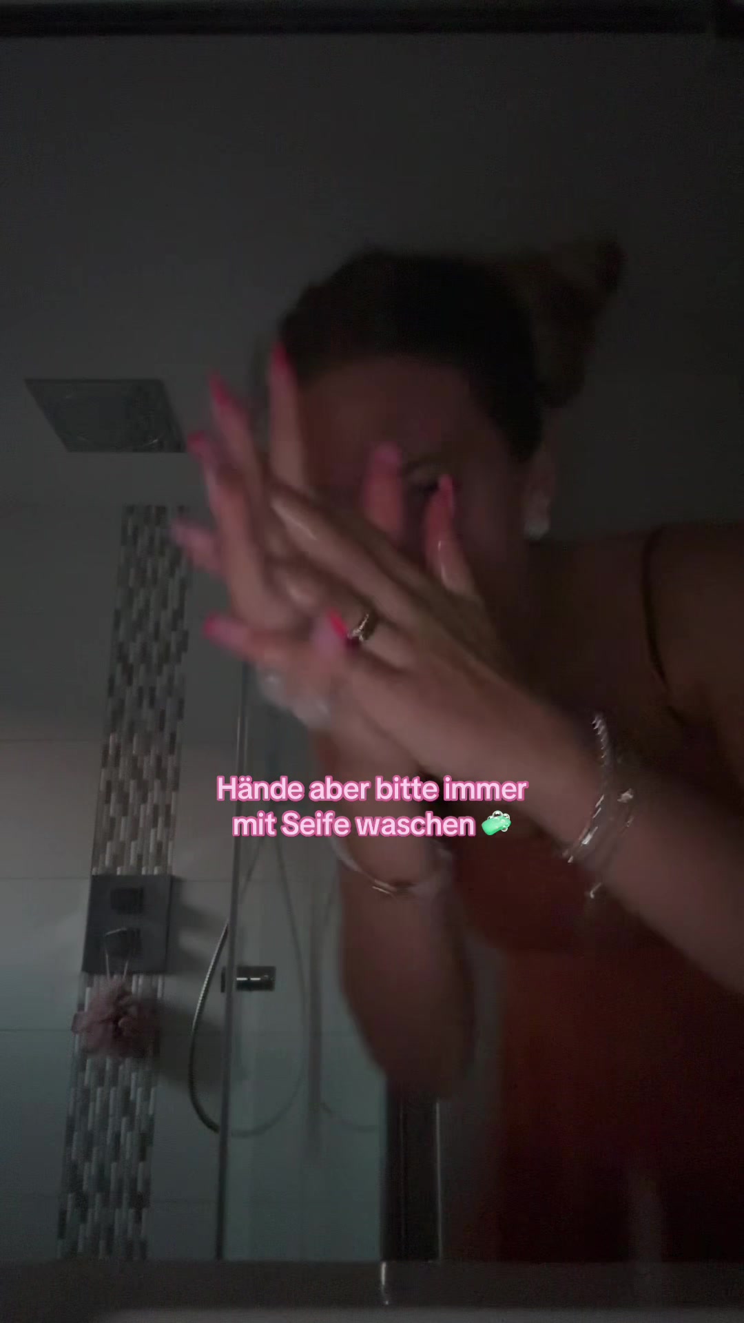 @nölli
