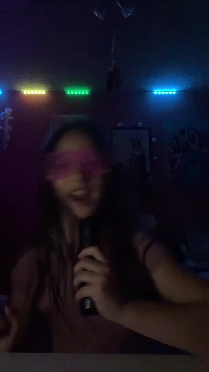 @amelia_layla